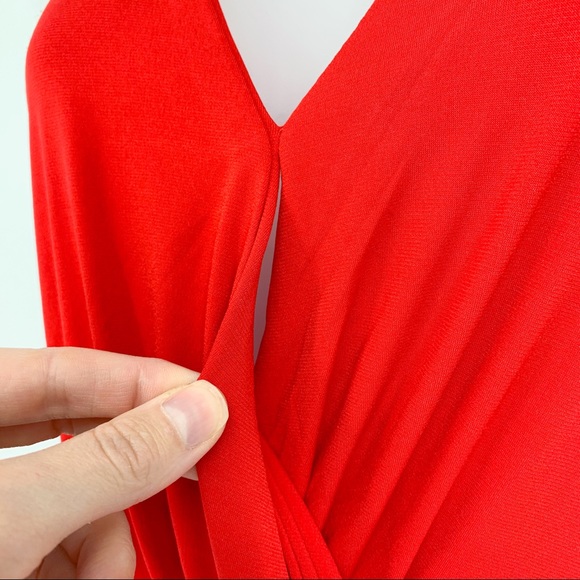 ASTR THE LABEL Formal Red Dress / Gown; Twist Front V-neck Size S - Picture 5 of 15